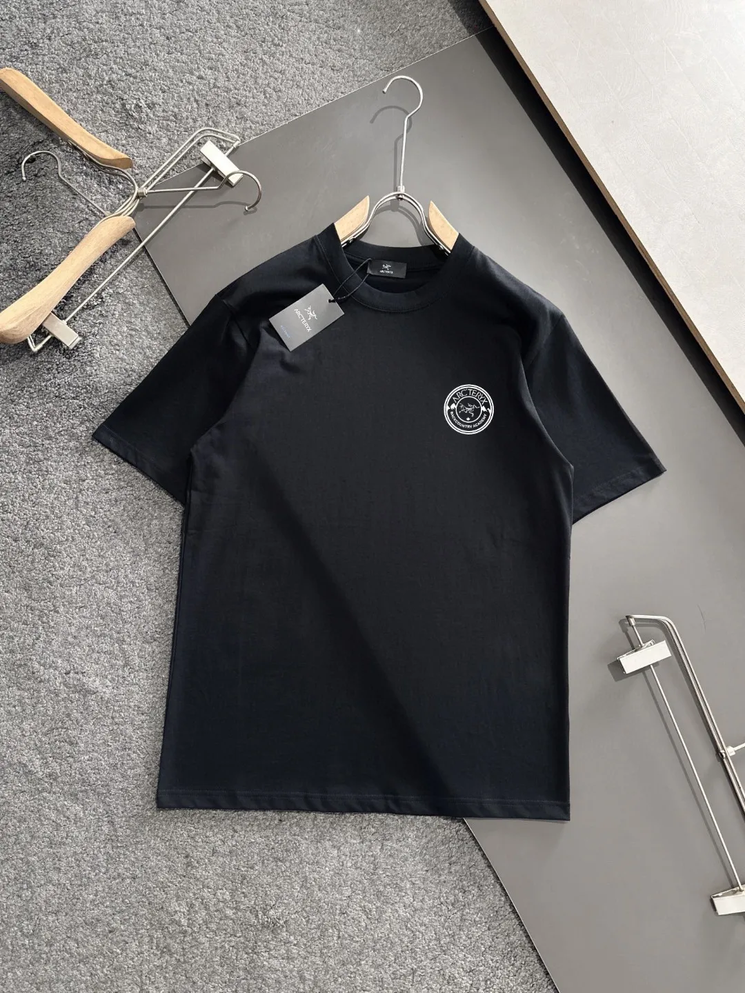 ）arc*】 T ）Hot Sale In Stock ， ， Versatile ） ， ：White、Black、） S-2XL）